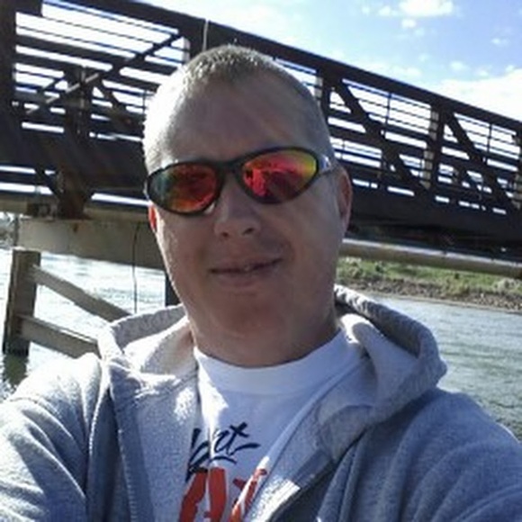 Meet your Posher, Corey - Picture 1 of 1